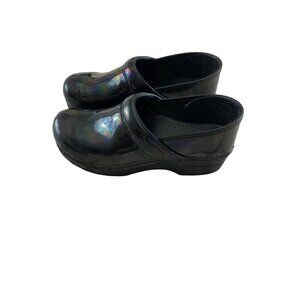 Dansko Women's Black Patent Leather Cloga - 40 (9.5-10)